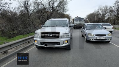 Утро началось не очень хорошо для водителя Пежо — фото 2