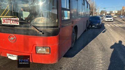 Из-за аварии на пересечении Баклановского и Магнитного начинает собираться пробка на Баклановском и... — фото 4