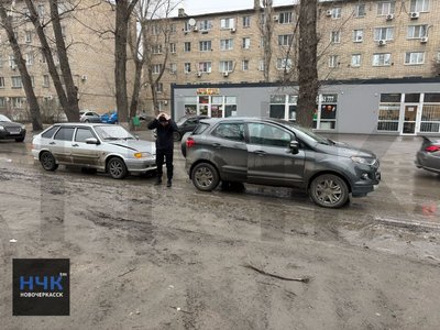 На улице Визирова сегодня тормоза Лады оказались не так эффективны как тормоза Форда — фото 2