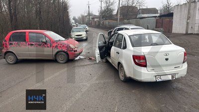 Знаменитый поворот в районе Сарматской 130 — фото 2
