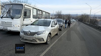 Сразу несколько мелких ДТП произошли утром в Новочеркасске — фото 3