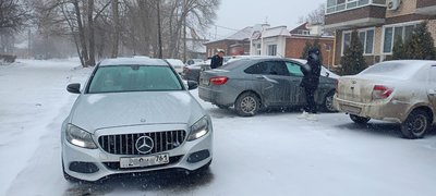 Вчера в  Новочеркасске было сразу несколько аварий — фото 6