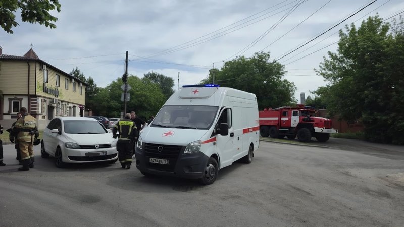 Девушка на белом Mercedes без страховки не уступила дорогу другой девушке на Volkswagen — фото 4