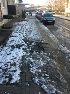 Наши подписчики с Молодёжки просят обратить внимание городских властей на состоянии тротуаров по...
