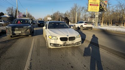 Всем владельцам БМВ сегодня с самого утра надо было быть начеку и поглядывать назад