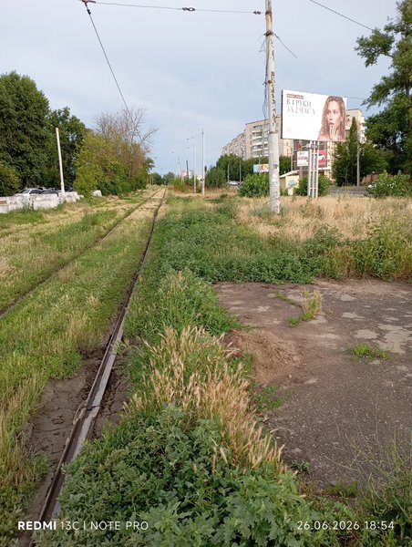 В 2024 году администрация города Новочеркасска обещала благоустроить улицу Первомайскую после... — фото 1