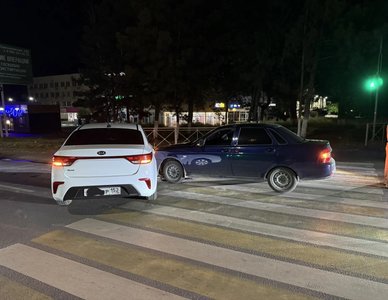 "Мастер разворотов" на Киа двигался по Баклановскому в сторону центра