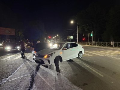 "Мастер разворотов" на Киа двигался по Баклановскому в сторону центра — фото 4
