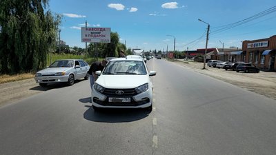 ДТП в Новочеркасске на пересечении улиц Харьковской и Войкова — фото 5