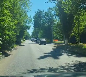 Очередь за бензином на Роснефть 