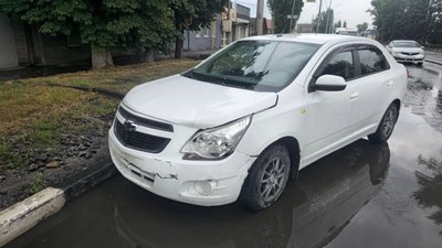 На улице Гагарина в Новочеркасске водитель  дважды попала в ДТП — фото 2