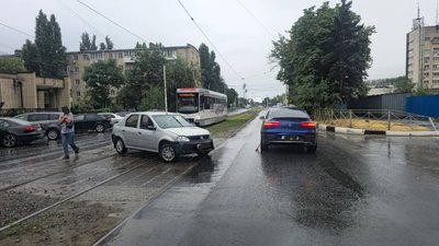 Ещё одна неприятная ситуация произошла сегодня на улице 26 Бакинских комиссаров — фото 4