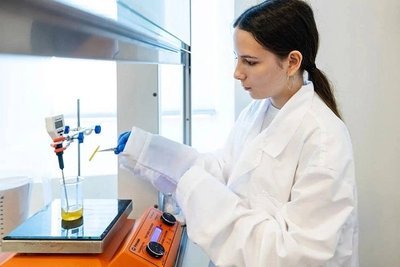 Школьница из Новочеркасска разрабатывает сенсор для поиска опасных веществ в воде и воздухе