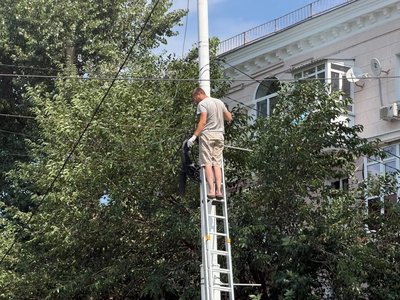 В Новочеркасске продолжаются круглосуточные работы по восстановлению энергоснабжения после...