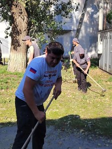 В Новочеркасске коллектив инфекционной больницы поблагодарил местных властей, общественников и... — фото 2