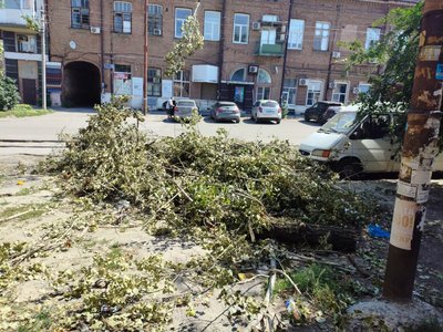 В Новочеркасске продолжают устранять последствия стихии — фото 7