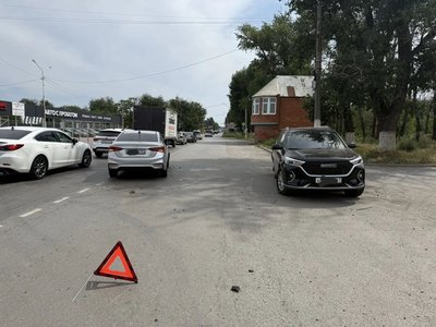 ДТП на въезде в город: столкновение на повороте к «Терапии» — фото 3