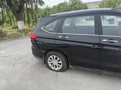 ДТП на въезде в город: столкновение на повороте к «Терапии» — фото 4