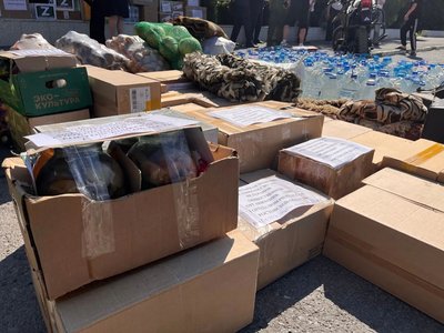 Новочеркасцы отправили очередной гуманитарный груз бойцам СВО — фото 3
