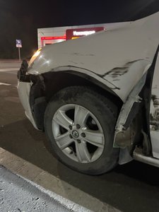 В Новочеркасске разыскивают свидетелей ДТП, произошедшего вечером 23 августа на спуске Герцена,... — фото 2
