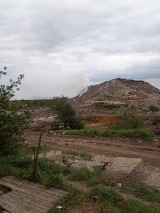 В Новочеркасске специалистам удалось потушить открытое горение на городском мусорном полигоне