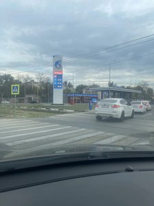 По информации городских пабликов и чатов сегодня в Новочеркасске стало значительно легче с бензином — фото 2