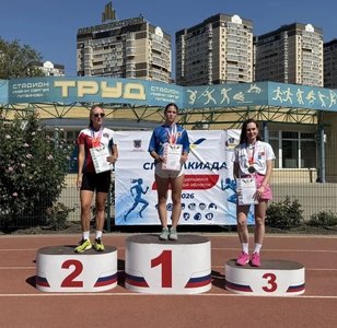 Новочеркасские спортсмены блестяще выступили на XIII летней Спартакиаде Дона, которая прошла в... — фото 3