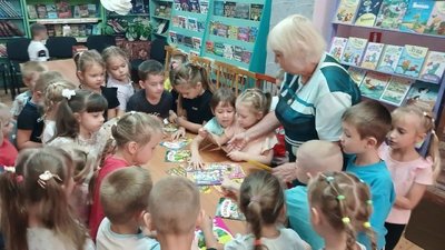В Новочеркасске читатели муниципальных библиотек отметили День добрых дел — фото 2