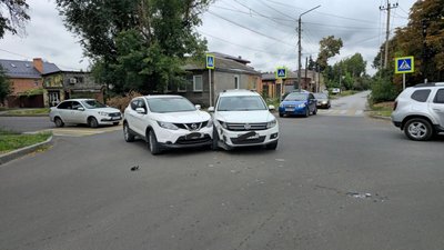 Очередное ДТП на пересечении Михайловской и Просвещения — фото 4