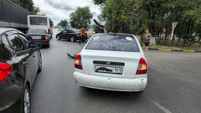 ДТП: Баклановский, выезд с территории терапевтического корпуса — фото 2