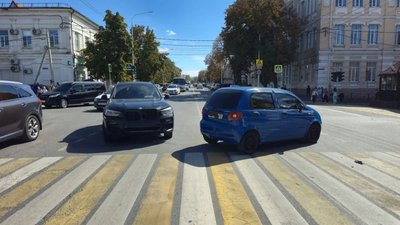 Продолжаем новости из рубрики "Девушки на BMW" — фото 2