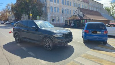 Продолжаем новости из рубрики "Девушки на BMW" — фото 5