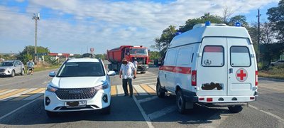 В Октябрьском районе, в посёлке Персиановский, на повороте в сторону дивизии произошло ДТП с... — фото 7