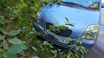 На пересечении улиц Гвардейской и Беляева произошло ДТП с участием Kia и ВАЗ-2109 — фото 4