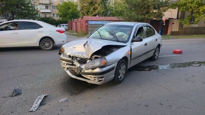 ДТП на Будённовской: двум участникам оказали помощь — фото 2