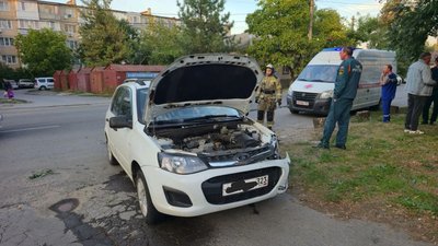 ДТП на Будённовской: двум участникам оказали помощь — фото 6