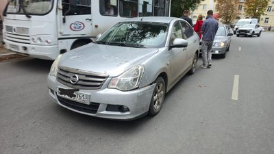 На площади Троицкой в Новочеркасске произошло ДТП — фото 2