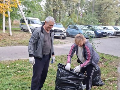 В Новочеркасске привели в порядок сквер имени Аверкиева — фото 3