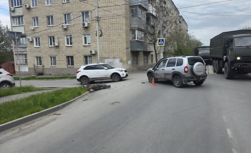 ⚡Водитель Шнивы при повороте с Будённовской на Ларина не увидел, что его по встречке прямо на... — фото 5
