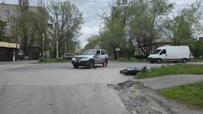 ⚡Водитель Шнивы при повороте с Будённовской на Ларина не увидел, что его по встречке прямо на... — фото 6