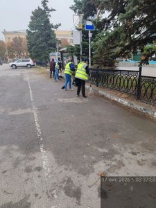 В центре Новочеркасска идёт активная осенняя уборка — фото 8