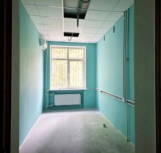В Новочеркасске проверили ход ремонта городских поликлиник — фото 4