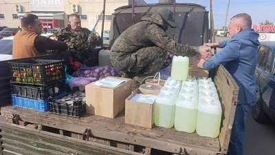 Из Новочеркасска отправили большую партию гуманитарной помощи бойцам 26-го полка — фото 5