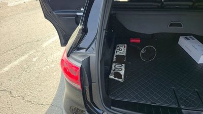 В пригороде Новочеркасска на повороте к 150-й дивизии столкнулись Mercedes и Ford — фото 8