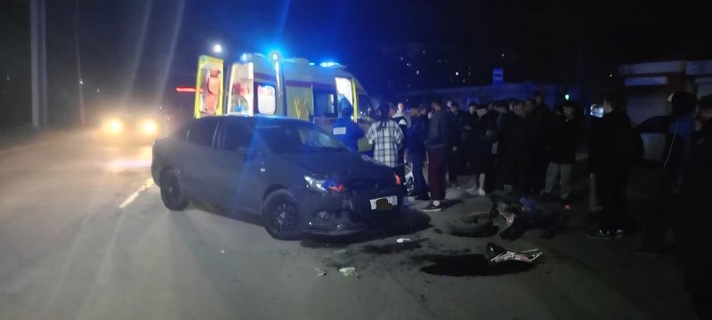 ⚡Молодой водитель питбайка после столкновения с автомобилем Фольксваген на улице Заводской был... — фото 3
