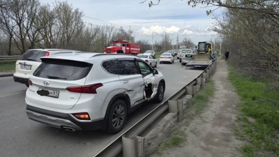 Всем, наверное, интересно, из-за кого движение по Баклановскому и спуску Герцена практически...