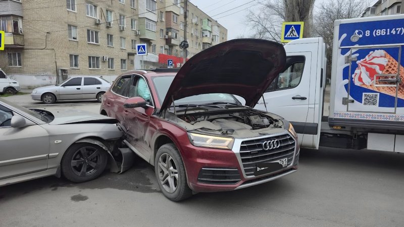 Авария с пострадавшей произошла на пересечении улиц Народная и Ларина — фото 3