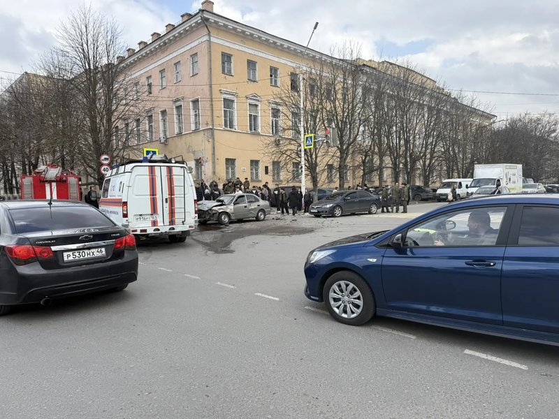 Жёсткое ДТП  в самом центре города — фото 7
