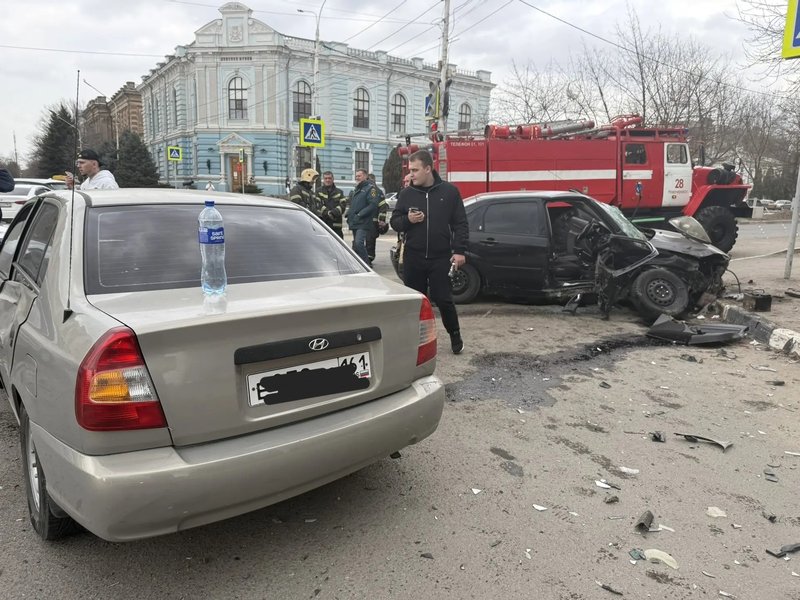 Жёсткое ДТП  в самом центре города — фото 9
