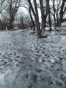 В Новочеркасске подходы к ж/д станции Локомотивстрой — сплошной каток и болото — фото 2